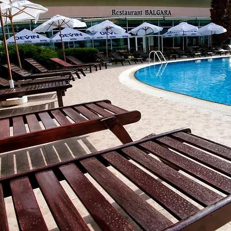 Hotel Grand Oasis