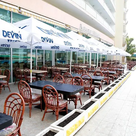 ホテル Grand Oasis 4*