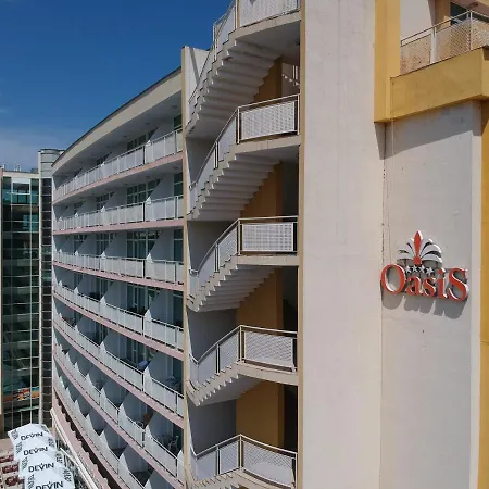 ホテル Grand Oasis 4*