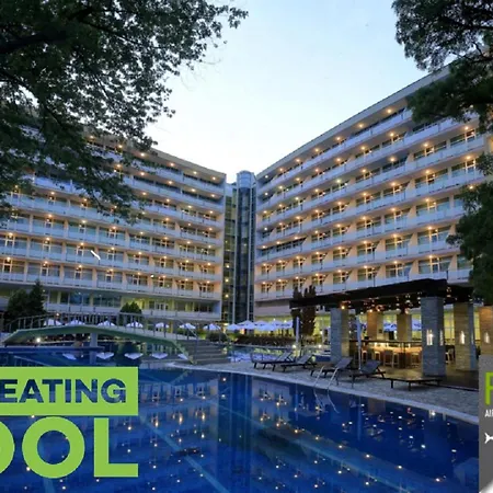 Grand Oasis 4*