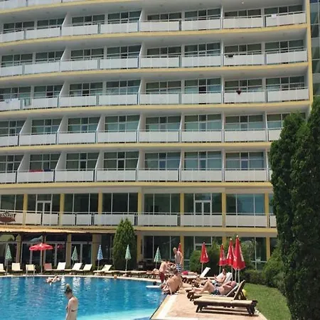 Hotel Grand Oasis 4*