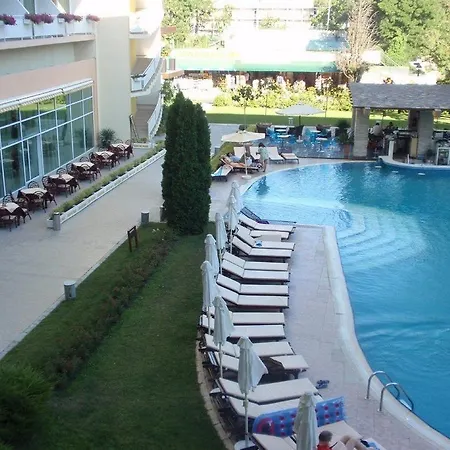 Hotel Grand Oasis 4*