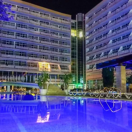 Grand Oasis 4*