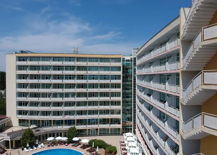 Grand Oasis Hotell Slăntjev Brjag