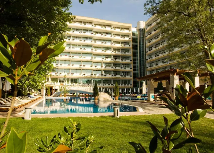 Grand Oasis Hotell