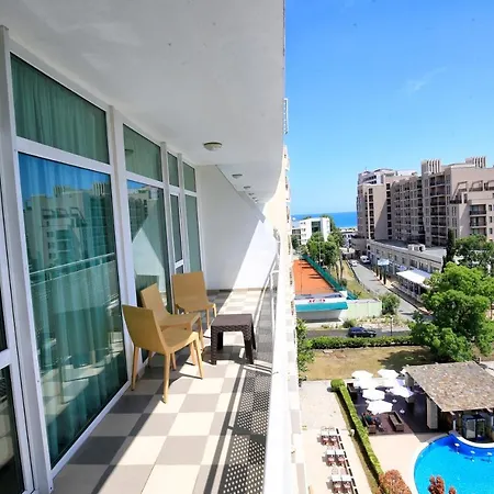 Grand Oasis 4*