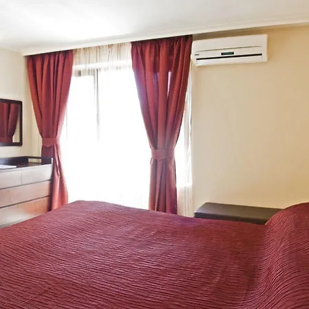 Hotel Grand Oasis 4*