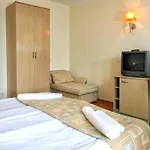 מלון Grand Oasis 4*