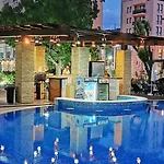 Grand Oasis 4* סאני ביץ'