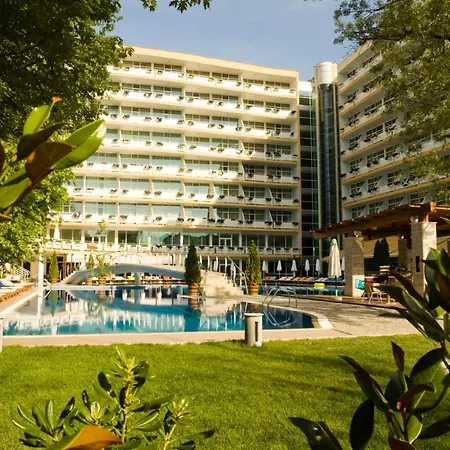 Grand Oasis فندق