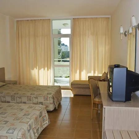 Grand Oasis فندق ساني بيتش