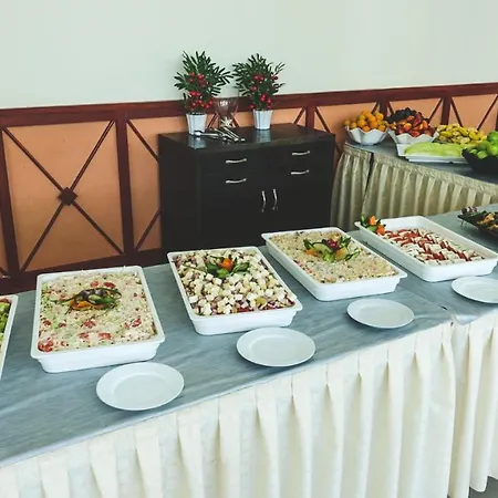 Grand Oasis ساني بيتش