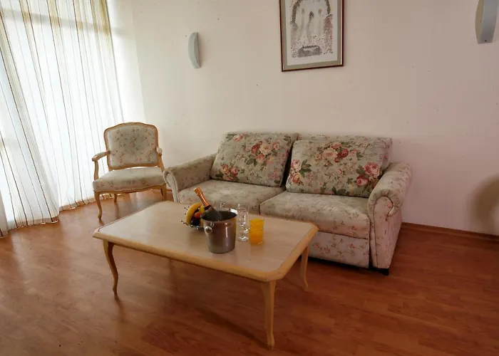 Grand Oasis Отель