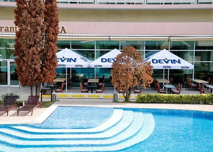 Отель Grand Oasis