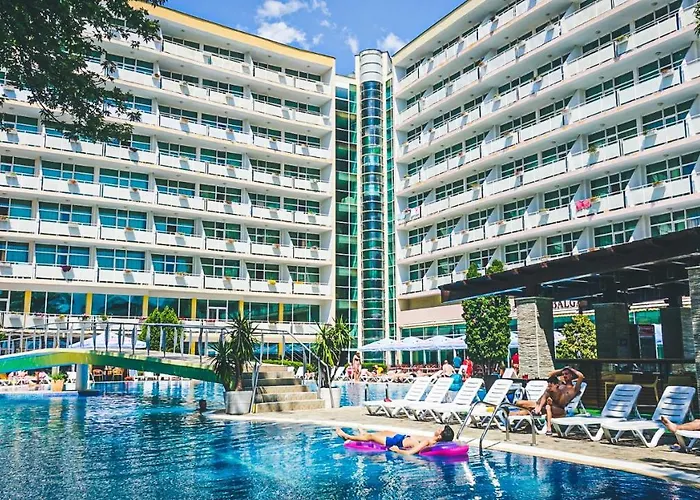 Отель Grand Oasis Солнечный берег